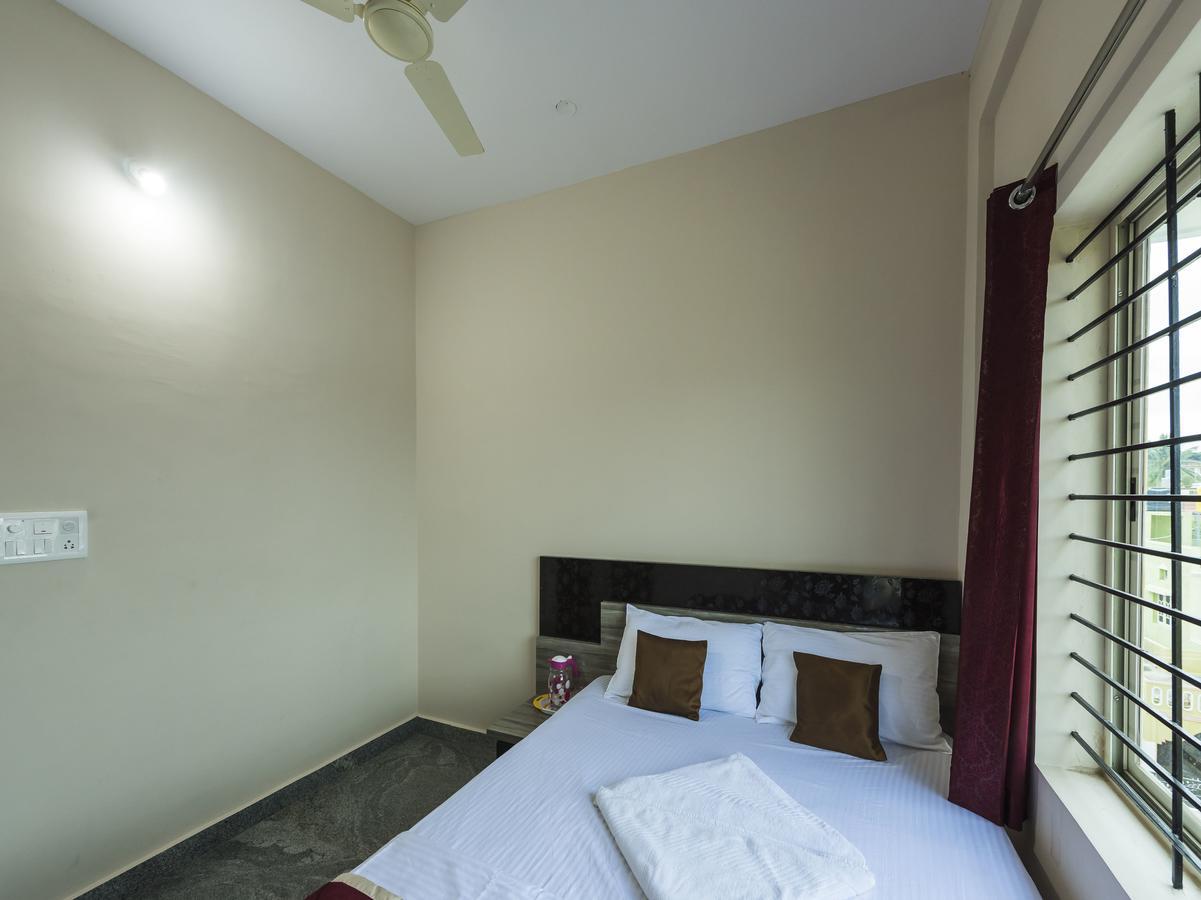 מייזור Oyo 9544 Hotel Crown Residency מראה חיצוני תמונה