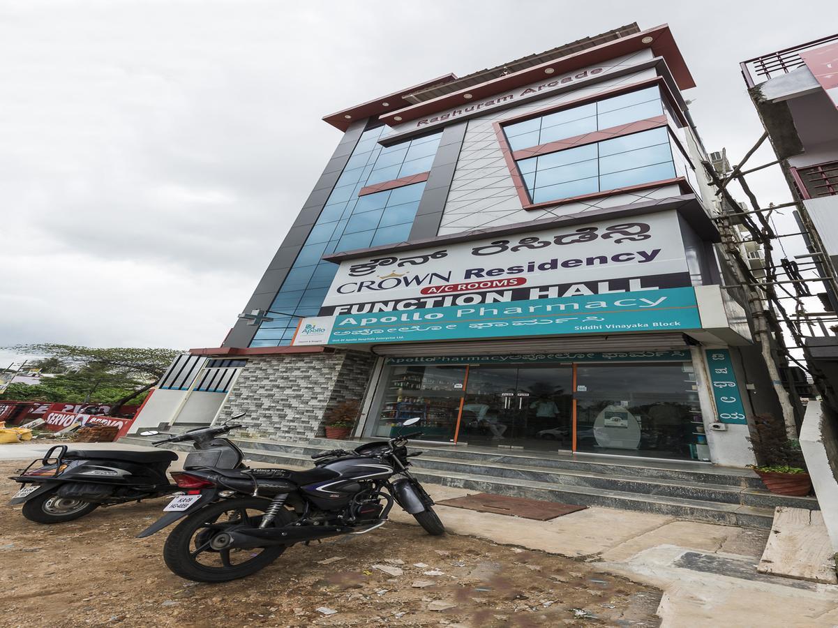 מייזור Oyo 9544 Hotel Crown Residency מראה חיצוני תמונה